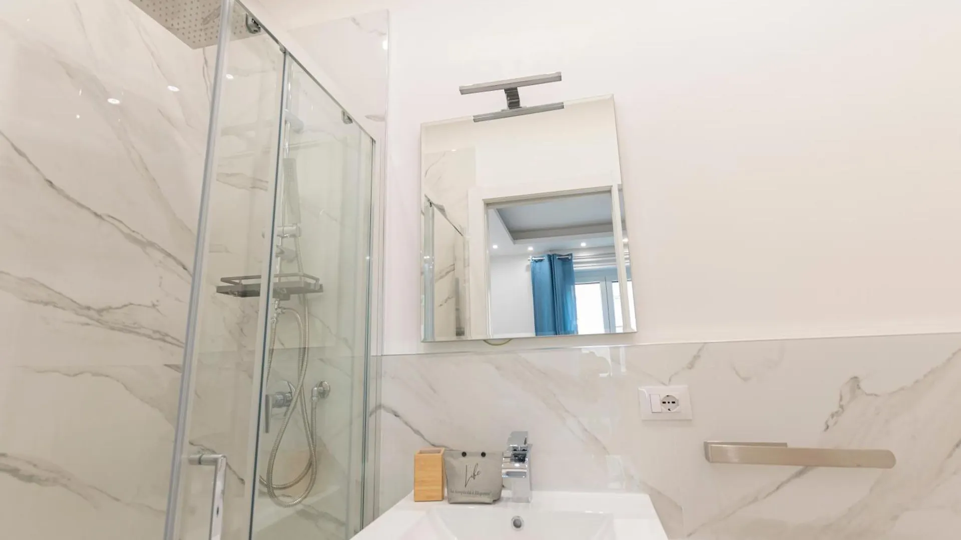 Luxury Apartment - Valassina 45 ميلان