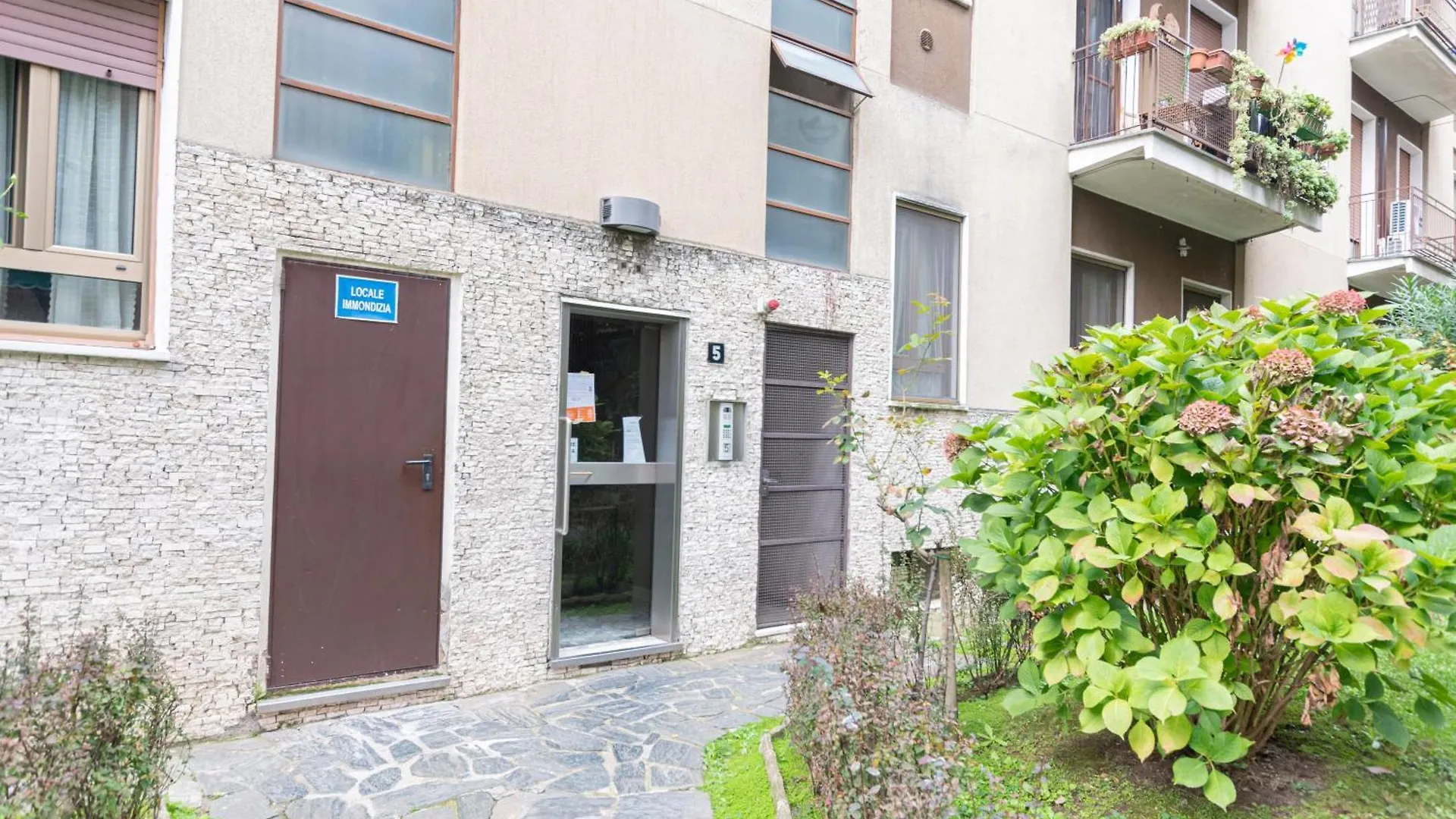 Luxury Apartment - Valassina 45 ميلان إيطاليا