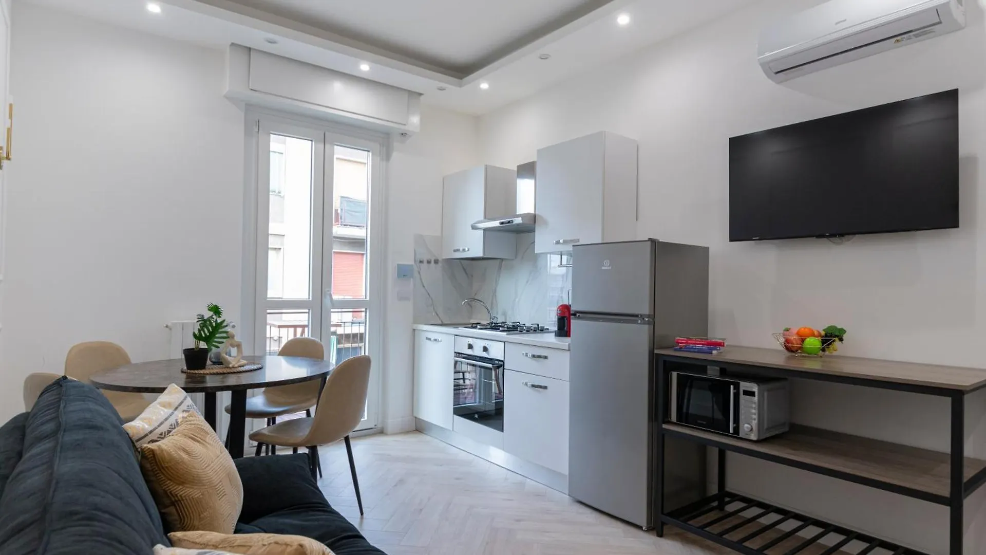 Luxury Apartment - Valassina 45 ميلان 0*,  إيطاليا